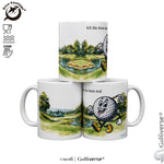 Drei gestapelte weiße Golftassen mit Golfplatz-Aquarell, Schriftzug „Ich bin dann mal wech“ und fröhlichem Golfball-Comic